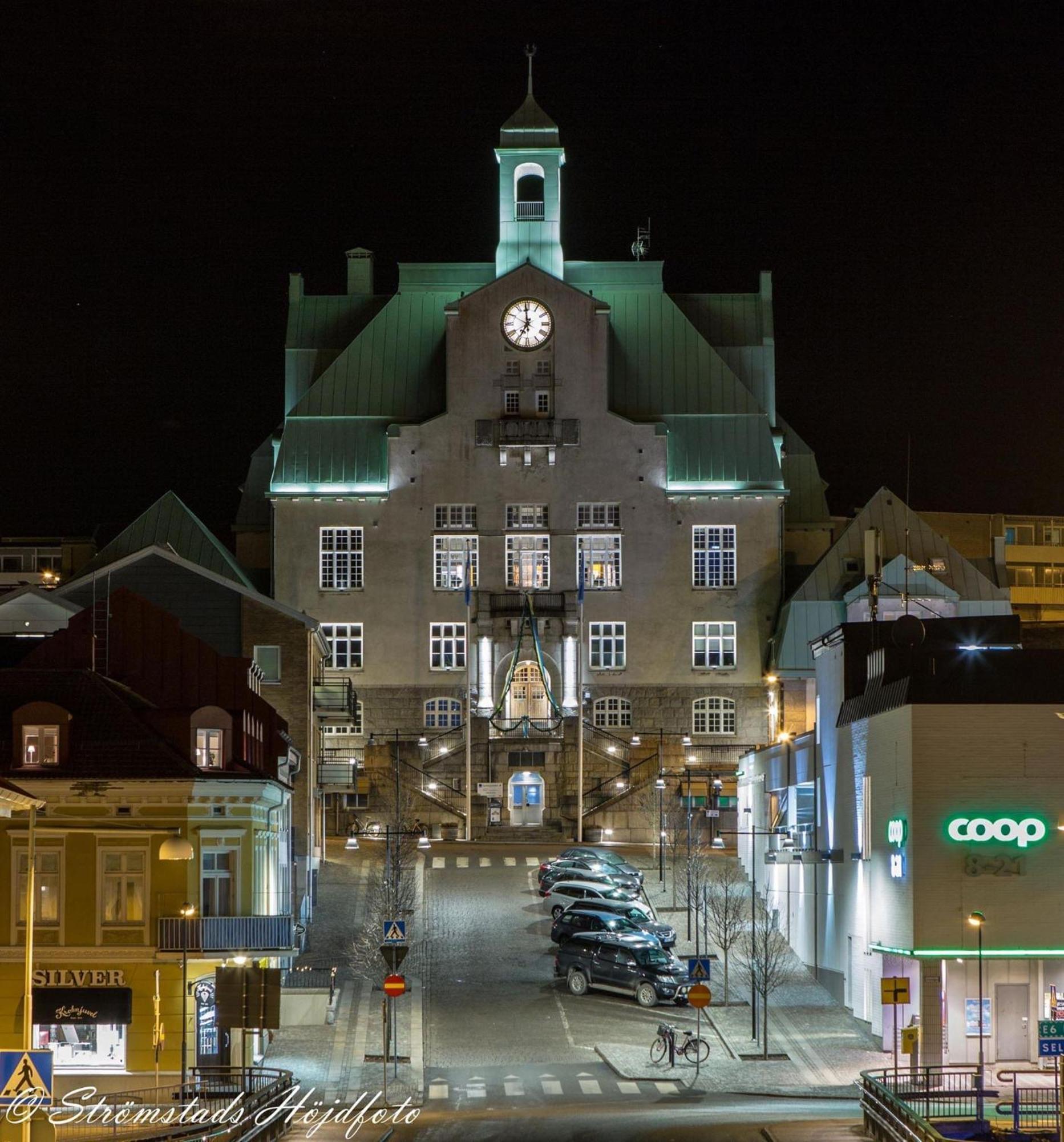 1 Rums-Laegenheter, Gangavstand Till Stroemstads Centrum エクステリア 写真